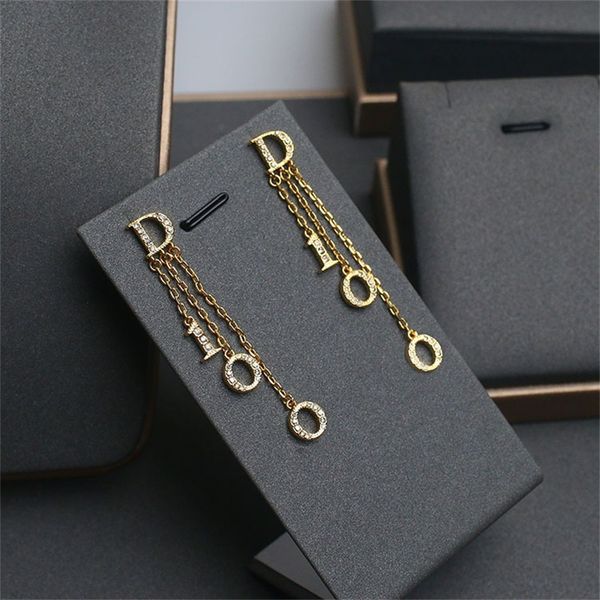 alphabet tassel long brilliant diamonds earrings small fragrance simple earrings, Silver
alphabet tassel long brilliant diamonds earrings small fragrance simple earrings, Silver