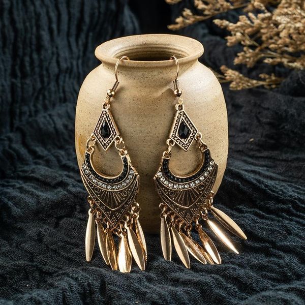 dangle & chandelier charming hollow ethnic with acrylic shaped like sector copper alloy dangling 2021 fashion earrings for women accessories, Silver
dangle & chandelier charming hollow ethnic with acrylic shaped like sector copper alloy dangling 2021 fashion earrings for women accessories, Silver