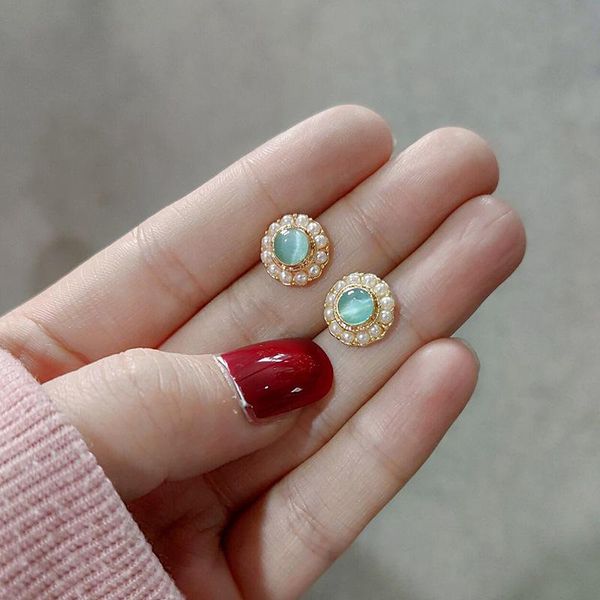 stud vintage light luxury pearl earrings simple temperament women earring for party accessories jewelry, Golden;silver
stud vintage light luxury pearl earrings simple temperament women earring for party accessories jewelry, Golden;silver