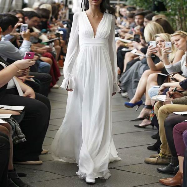 2021 new chiffon deluxe-necked robe wedding gown at night to be party dresses long sleeves l2wy, Blue;red
2021 new chiffon deluxe-necked robe wedding gown at night to be party dresses long sleeves l2wy, Blue;red