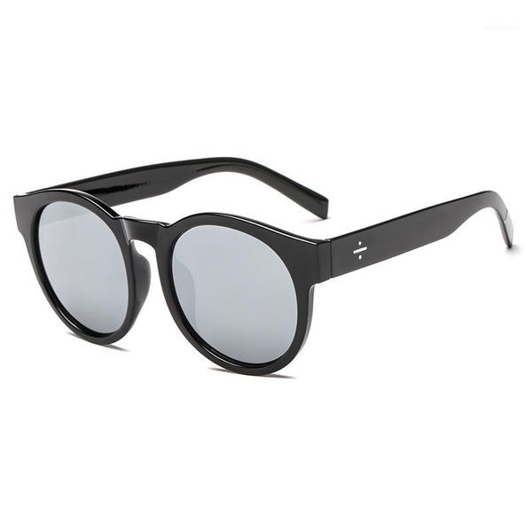 sunglasses 2021 vintage round frame men trend glasses outdoor sunscreen color film uv400 travel eyewear1, White;black
sunglasses 2021 vintage round frame men trend glasses outdoor sunscreen color film uv400 travel eyewear1, White;black