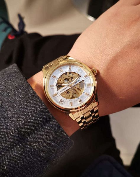 type of special forces qiluoshi new watch men's mechanical watch full automatic hollowed out sports trend students waterproof luminous, Slivery;brown
type of special forces qiluoshi new watch men's mechanical watch full automatic hollowed out sports trend students waterproof luminous, Slivery;brown