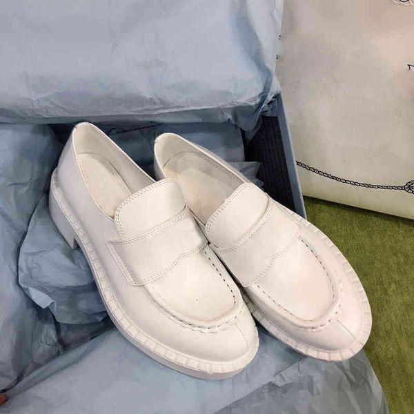 end classic high casual flat shoes 100% leather metal buckle black white 4.5cm women platform lefu shoes designer factory shoe35 -41
end classic high casual flat shoes 100% leather metal buckle black white 4.5cm women platform lefu shoes designer factory shoe35 -41