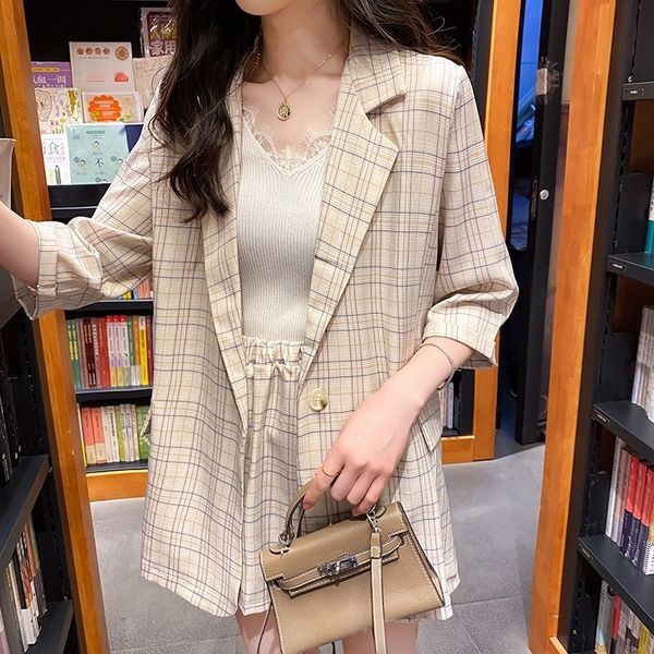 fashion casual plaid blazer suit pants suitshorts pants settwo piece suit for women 2020 thin foreign style aging reduction net red check sh, Gray
fashion casual plaid blazer suit pants suitshorts pants settwo piece suit for women 2020 thin foreign style aging reduction net red check sh, Gray
