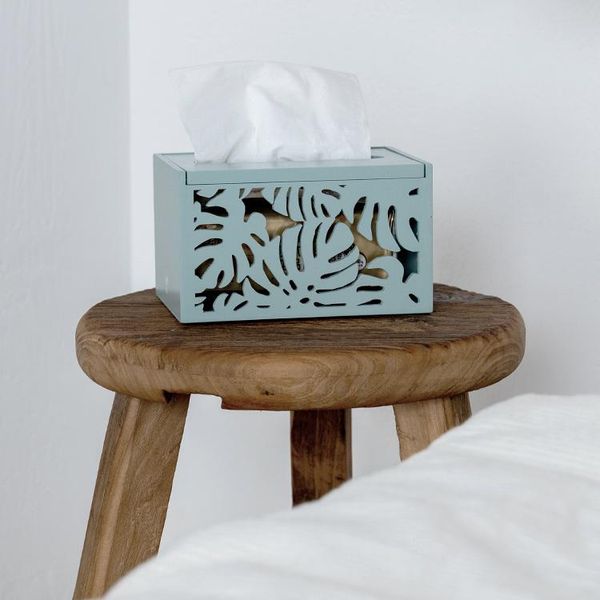 ins style tissue box hollow paper towel box household living room napkin storage blue and white color
ins style tissue box hollow paper towel box household living room napkin storage blue and white color