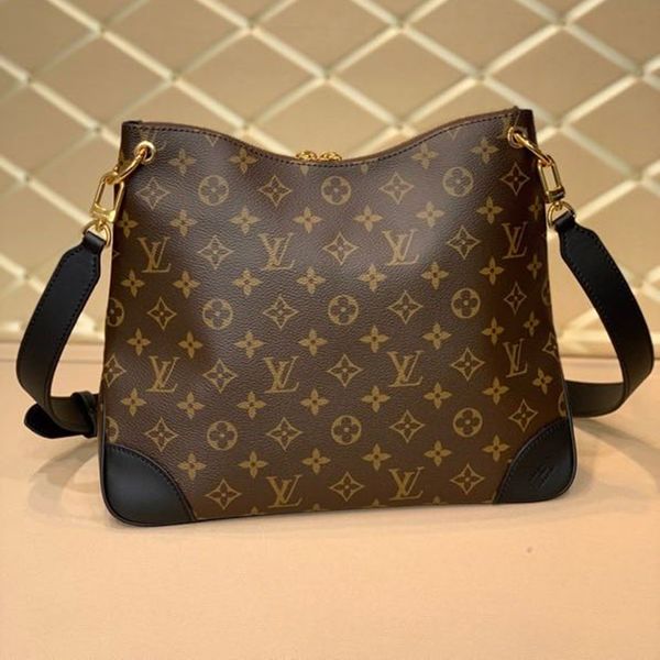 254 new good-looking versatility business delicate custom shoulder super women's trend boutique style high-end casual fashion bag style, Red;black
254 new good-looking versatility business delicate custom shoulder super women's trend boutique style high-end casual fashion bag style, Red;black