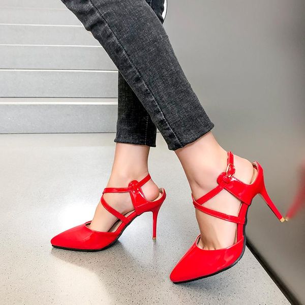 2021 europe and the united states new baotou back empty large sandals pointed thin heels high heels, Black
2021 europe and the united states new baotou back empty large sandals pointed thin heels high heels, Black