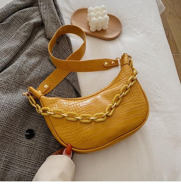 2020 new fashion ins net red versatile fashion bag chain one shoulder armpit