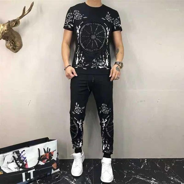 europe and the united states sell high-quality men's sportswear printed fashion sportswear men's t-shirt+pants casual 2-piece se1, Gray
europe and the united states sell high-quality men's sportswear printed fashion sportswear men's t-shirt+pants casual 2-piece se1, Gray