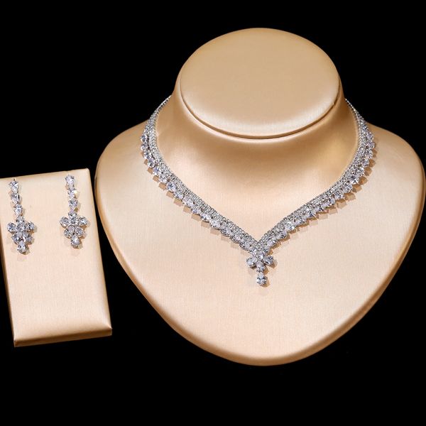 luxury ladies 4 style ladies cubic zirconia bridal earrings and necklace fashion set bridal engagement wedding jewelry, White
luxury ladies 4 style ladies cubic zirconia bridal earrings and necklace fashion set bridal engagement wedding jewelry, White