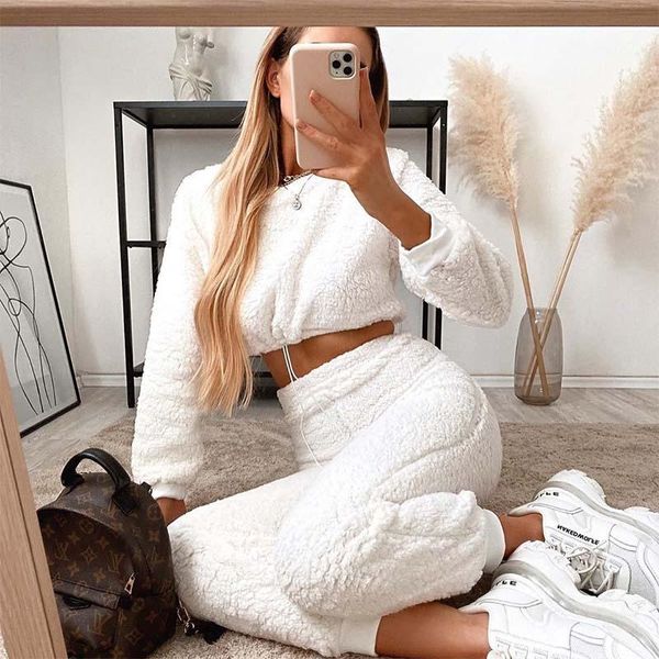 casual furry crop sweatshirt and high waisted joggers women pants two piece set tracksuit women outfits autumn winter female, White;black
casual furry crop sweatshirt and high waisted joggers women pants two piece set tracksuit women outfits autumn winter female, White;black