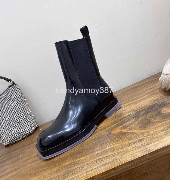 boots winter net red thick bottom increased thin martin boots fashion british style chelsea short, Black
boots winter net red thick bottom increased thin martin boots fashion british style chelsea short, Black