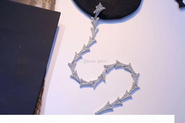 luxury 925 sterling silver dart arrow earrings pending drop earings fashion jewelry women micro pave zircon line long chain dangle earrings
luxury 925 sterling silver dart arrow earrings pending drop earings fashion jewelry women micro pave zircon line long chain dangle earrings
