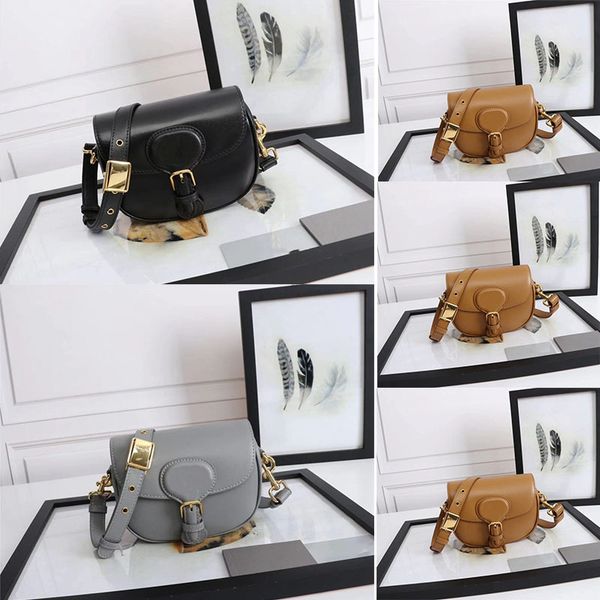 2021 new handbag ladies messenger bag portable retro shoulder bag tramp fashion duffel bag black and white db13
2021 new handbag ladies messenger bag portable retro shoulder bag tramp fashion duffel bag black and white db13