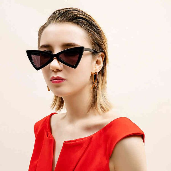 sunglasses triangle cat's eye women's 2021 fashion ultra light personalized, White;black
sunglasses triangle cat's eye women's 2021 fashion ultra light personalized, White;black