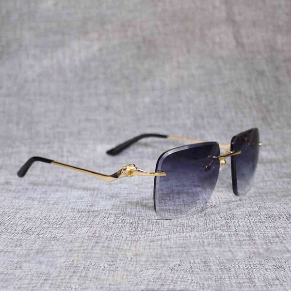 2022 factory wholesale luxury vintage rimless oversize men oculos leopard style square metal shade cutting lens gafas women for outdoor 120, White;black
2022 factory wholesale luxury vintage rimless oversize men oculos leopard style square metal shade cutting lens gafas women for outdoor 120, White;black
