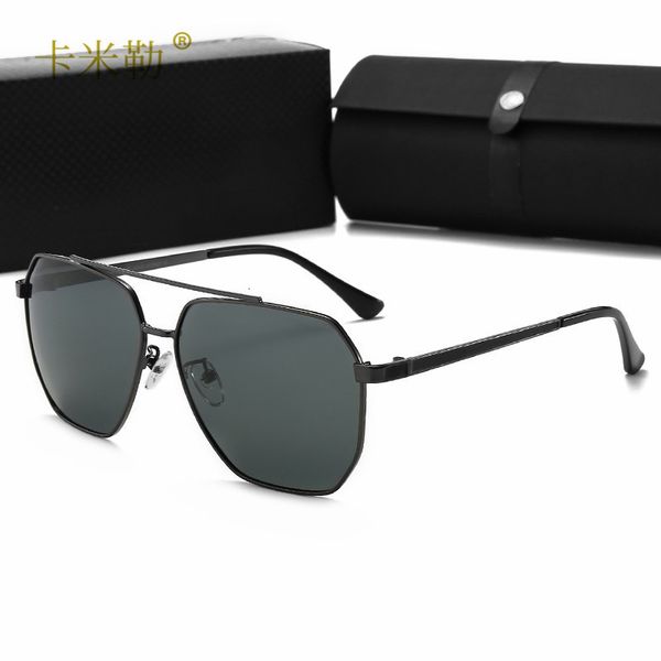new men's polarized sunglasses trend travel driving goggles anti radiation 2104 kml-designer, White;black
new men's polarized sunglasses trend travel driving goggles anti radiation 2104 kml-designer, White;black