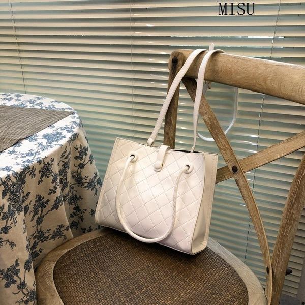 embroidered thread small bag women bag 2021 new trendy fashion one-shoulder underarm wild portable messenger
embroidered thread small bag women bag 2021 new trendy fashion one-shoulder underarm wild portable messenger