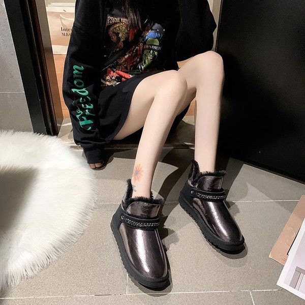autumn &winter girl shoes patent leather short snow boots girl flat short boots plus velvet warm cotton-padded lady shoes -40, Black
autumn &winter girl shoes patent leather short snow boots girl flat short boots plus velvet warm cotton-padded lady shoes -40, Black