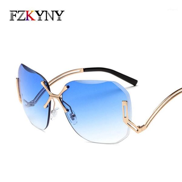 sunglasses fzkyny lady elegant rimless women pink lens gradient sun glasses metal legs luxury original design eyewear1, White;black
sunglasses fzkyny lady elegant rimless women pink lens gradient sun glasses metal legs luxury original design eyewear1, White;black