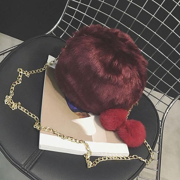 autumn winter women plush chains shoulder bags sweet ladies girls faux fur messenger crossbody bag small handbag new
autumn winter women plush chains shoulder bags sweet ladies girls faux fur messenger crossbody bag small handbag new
