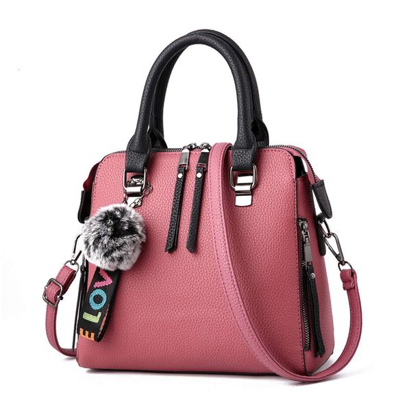 luxurys designers 2021 new fashion versatile atmosphere women's messenger bag one shoulder b handbag
luxurys designers 2021 new fashion versatile atmosphere women's messenger bag one shoulder b handbag