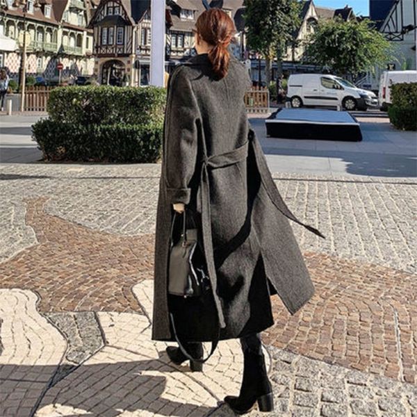lanmrem 2020 new autumn solid color lapel single breasted mid-length woolen coat women korea loose casual thicken coat lj201128, Black
lanmrem 2020 new autumn solid color lapel single breasted mid-length woolen coat women korea loose casual thicken coat lj201128, Black