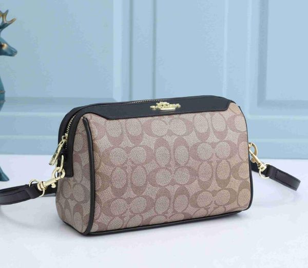 fashion lady diagonal bag classic fashion color matching leather shoulder bag zipper lady small square bag, Black;red
fashion lady diagonal bag classic fashion color matching leather shoulder bag zipper lady small square bag, Black;red