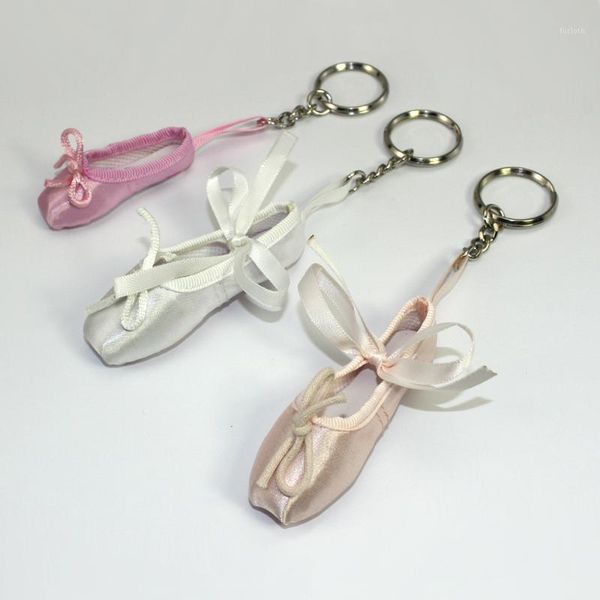 ballerina mini ballet shoe ballet keychain gift satin pointe shoes key ring pink dance shoes bag charm chain1, Black;red
ballerina mini ballet shoe ballet keychain gift satin pointe shoes key ring pink dance shoes bag charm chain1, Black;red