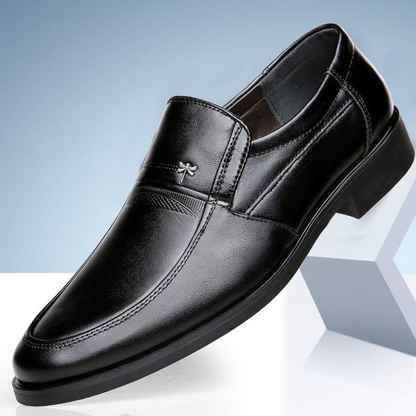 men's shoes spring and autumn new business dress brand shoes casual middle-aged father men's leather genuine, Black
men's shoes spring and autumn new business dress brand shoes casual middle-aged father men's leather genuine, Black
