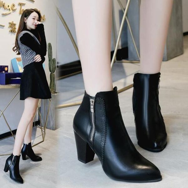 2021 retro women boots vintage block heel ankle boots side zipper high heels women shoes big sizes 35-43, Black
2021 retro women boots vintage block heel ankle boots side zipper high heels women shoes big sizes 35-43, Black