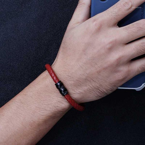 tennis 21cm red/black cowhide leather bracelet stainless steel black magnet armband retro homme jewellry accessories1, Golden;silver
tennis 21cm red/black cowhide leather bracelet stainless steel black magnet armband retro homme jewellry accessories1, Golden;silver