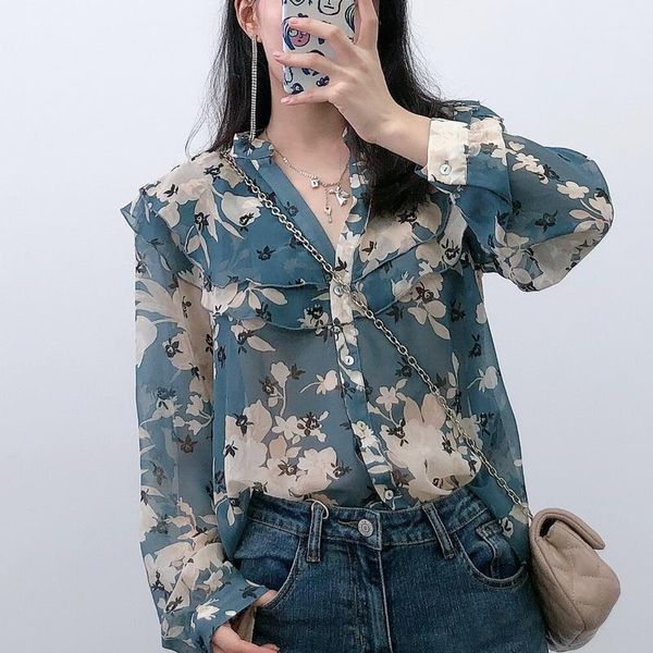 vintage floral shirt women autumn 2019 new fashion v-neck long sleeve loose blouse female casual, White
vintage floral shirt women autumn 2019 new fashion v-neck long sleeve loose blouse female casual, White