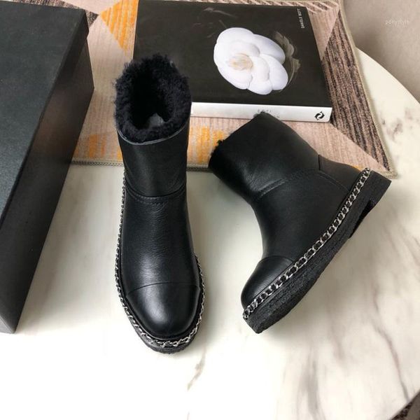classic women snow boots warm wool women shoes genuine leather ankle boots winter outside shoes for chain decor boot1, Black
classic women snow boots warm wool women shoes genuine leather ankle boots winter outside shoes for chain decor boot1, Black
