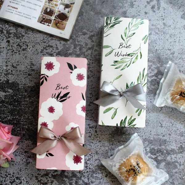 20pcs simple flowers dessert macarons box cake box chocolate biscuits for cookie package wedding favors and gift
20pcs simple flowers dessert macarons box cake box chocolate biscuits for cookie package wedding favors and gift
