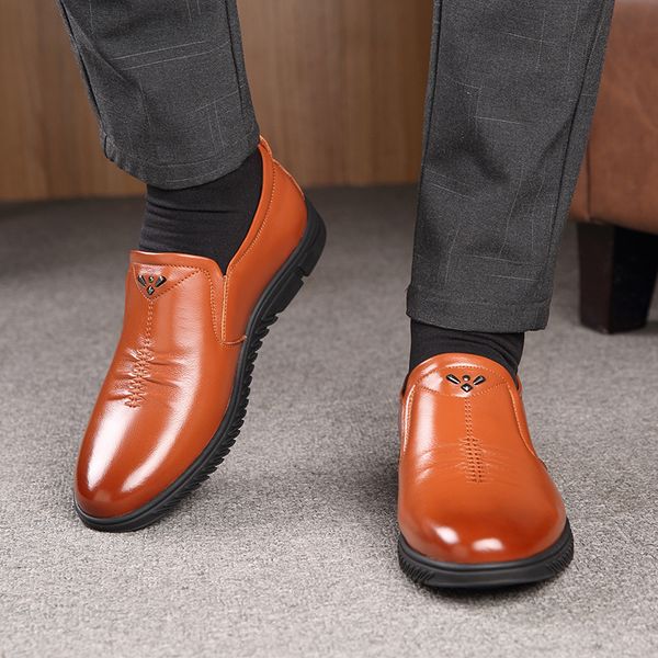 2020 новый вэньчжоу обувь осень лоферы cowhide вскользь черный кожа мужская обувь среднего возраста папа поколения, Black
2020 новый вэньчжоу обувь осень лоферы cowhide вскользь черный кожа мужская обувь среднего возраста папа поколения, Black