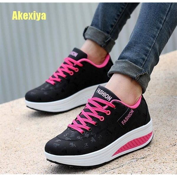 akexiya fashion women height increasing summer breathable waterproof wedges sneakers platform shoes woman pu leather casual shoe 1020, Black;white
akexiya fashion women height increasing summer breathable waterproof wedges sneakers platform shoes woman pu leather casual shoe 1020, Black;white
