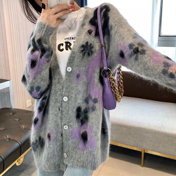 women floral sweater single breasted coat loose wild v-neck 2020 autumn and winter knitted cardigan, White
women floral sweater single breasted coat loose wild v-neck 2020 autumn and winter knitted cardigan, White