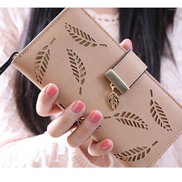 leaf zipper hasp long clutch bag women fashion leaf print purse phone cards multifunction wallet 5 colors for choice1, Red;black
leaf zipper hasp long clutch bag women fashion leaf print purse phone cards multifunction wallet 5 colors for choice1, Red;black