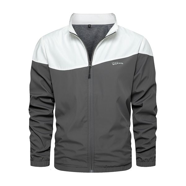 2021 new autumn jacket casual streetwear male jackets and coats simple windbreaker style coat sportswear htk1, Black;brown
2021 new autumn jacket casual streetwear male jackets and coats simple windbreaker style coat sportswear htk1, Black;brown