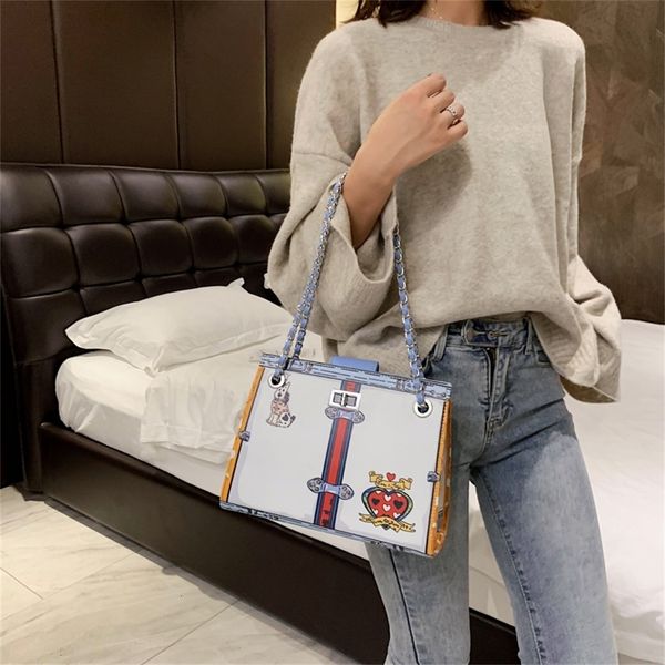 fashion chains women shoulder bags designer cartoon printing hanbags luxury pu leather crossbody bag lady big purses large totes
fashion chains women shoulder bags designer cartoon printing hanbags luxury pu leather crossbody bag lady big purses large totes