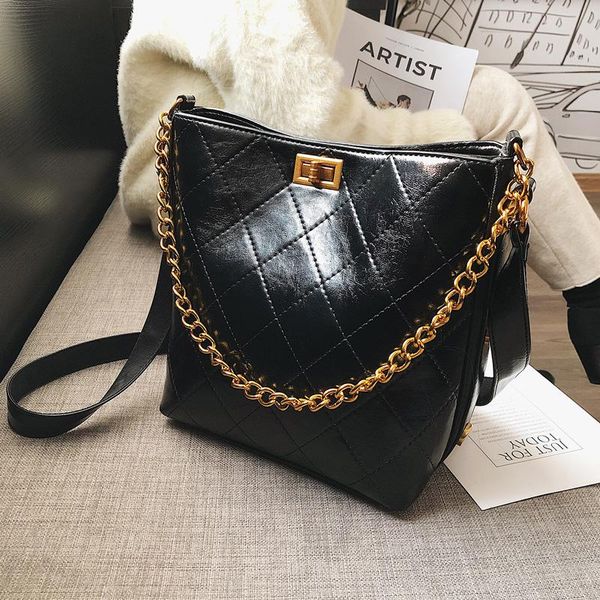 fuahalu luxury handbags women bags casual plaid chains messenger bucket lwide shoulder strap with large capacity crossbody bag
fuahalu luxury handbags women bags casual plaid chains messenger bucket lwide shoulder strap with large capacity crossbody bag