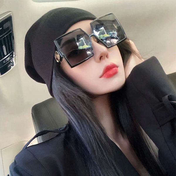 show sunglasses thin women's big face street p fashion net red anti ultraviolet sunglasses big frame square, White;black
show sunglasses thin women's big face street p fashion net red anti ultraviolet sunglasses big frame square, White;black