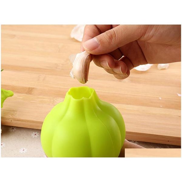 sile garlic peeler creative kitchen practical garlic zesters tool home super soft garlic peeling device kit jllcsv dhsybaby
sile garlic peeler creative kitchen practical garlic zesters tool home super soft garlic peeling device kit jllcsv dhsybaby