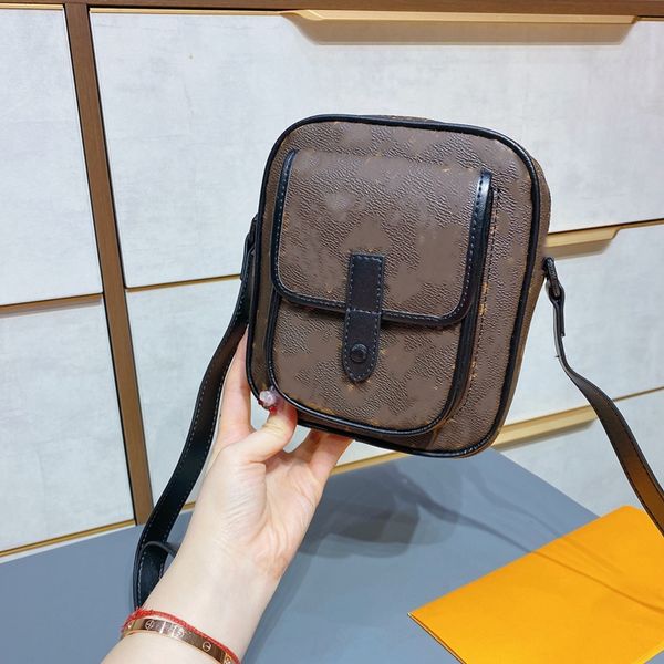 women men bag new fashion message bags handbag purse leather crossbag bag mobile phone bags floral letter single shoulder bag
women men bag new fashion message bags handbag purse leather crossbag bag mobile phone bags floral letter single shoulder bag
