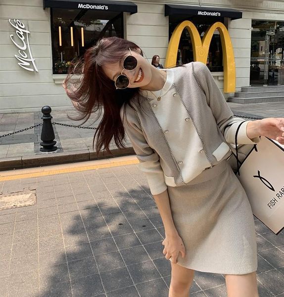 autumn o neck sweater set outfit 2 piece women long sleeve pearl button knitted pullover + hight waist sheath skirt suit1, Gray
autumn o neck sweater set outfit 2 piece women long sleeve pearl button knitted pullover + hight waist sheath skirt suit1, Gray