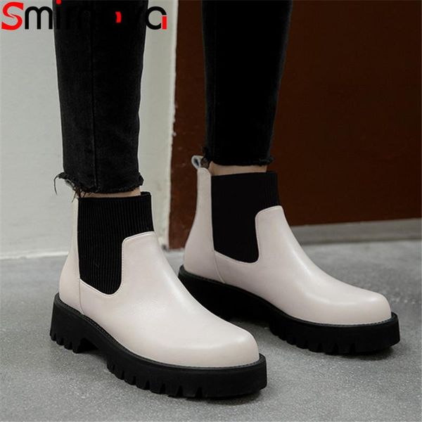 smirnova 2020 genuine leather boots square heels round toe mixed colors fashion ankle boots for woman ladies shoes, Black
smirnova 2020 genuine leather boots square heels round toe mixed colors fashion ankle boots for woman ladies shoes, Black