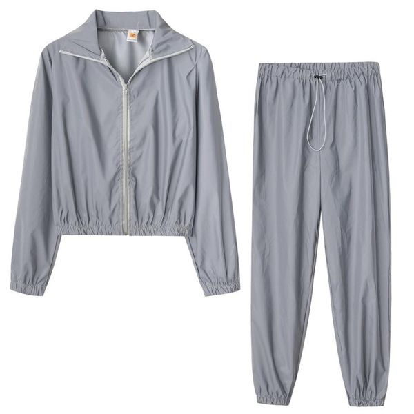 2020 autumn winter women two-piece fashion reflective leisure sports windproof quick-drying suit sweatshirt and pants suit, Black;blue
2020 autumn winter women two-piece fashion reflective leisure sports windproof quick-drying suit sweatshirt and pants suit, Black;blue
