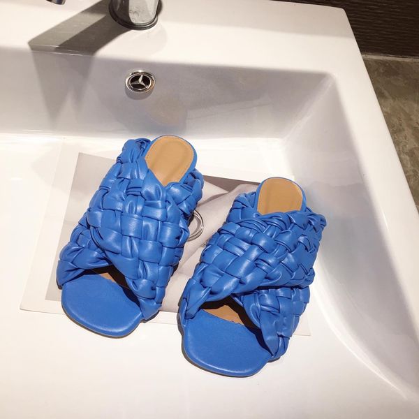 new designer braid flat mules slippers women 2021 summer outdoors sandals criss cross woven nude flat ladies shoes beach slides, Black
new designer braid flat mules slippers women 2021 summer outdoors sandals criss cross woven nude flat ladies shoes beach slides, Black