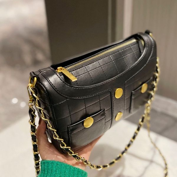 202225cm luxury designer shoulder bag leather handbags black clothing metal buttons chains crossbody designers bags
202225cm luxury designer shoulder bag leather handbags black clothing metal buttons chains crossbody designers bags